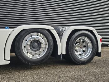 S450 6x2/4 LIFT / STEER / RETARDER / PARKING COOLER